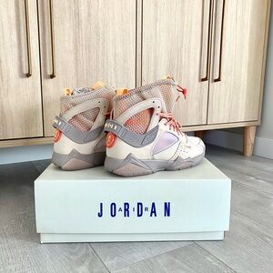 Women’s Air Jordan 7
